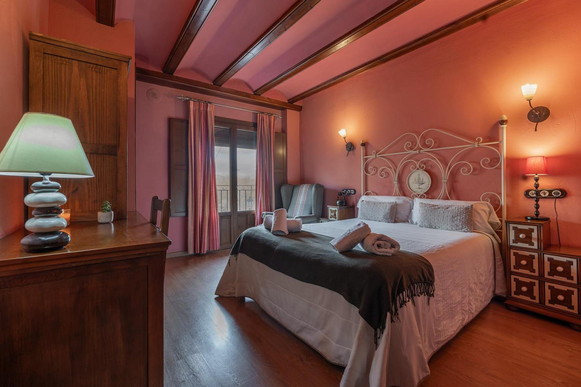 Hotel - Restaurante Prado Del Navazo الباراثين المظهر الخارجي الصورة