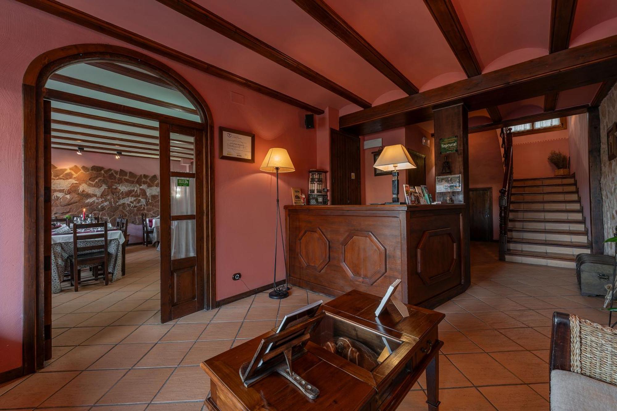 Hotel - Restaurante Prado Del Navazo الباراثين المظهر الخارجي الصورة
