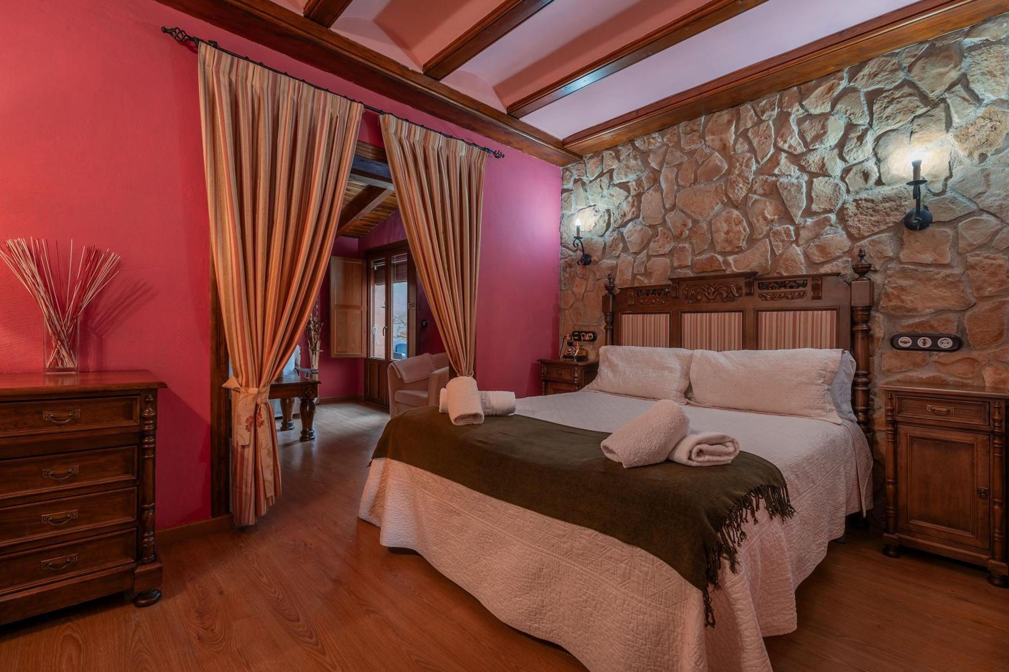 Hotel - Restaurante Prado Del Navazo الباراثين المظهر الخارجي الصورة