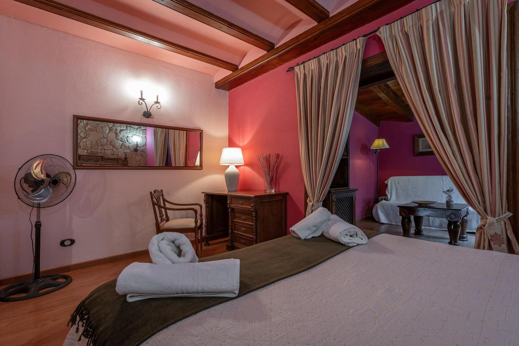 Hotel - Restaurante Prado Del Navazo الباراثين المظهر الخارجي الصورة